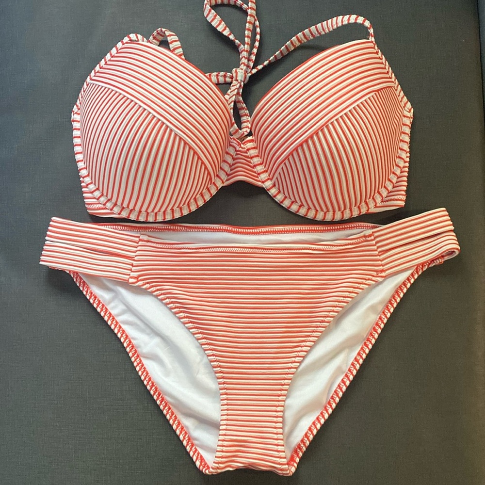Shade and Shore Bikini, Top 34dd, Bottom Medium